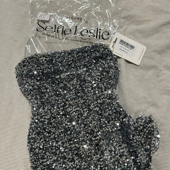 NWT Selfie Leslie Theresa Strapless Thigh Split Knee Length Dress Grey/Silver - Picture 6 of 7